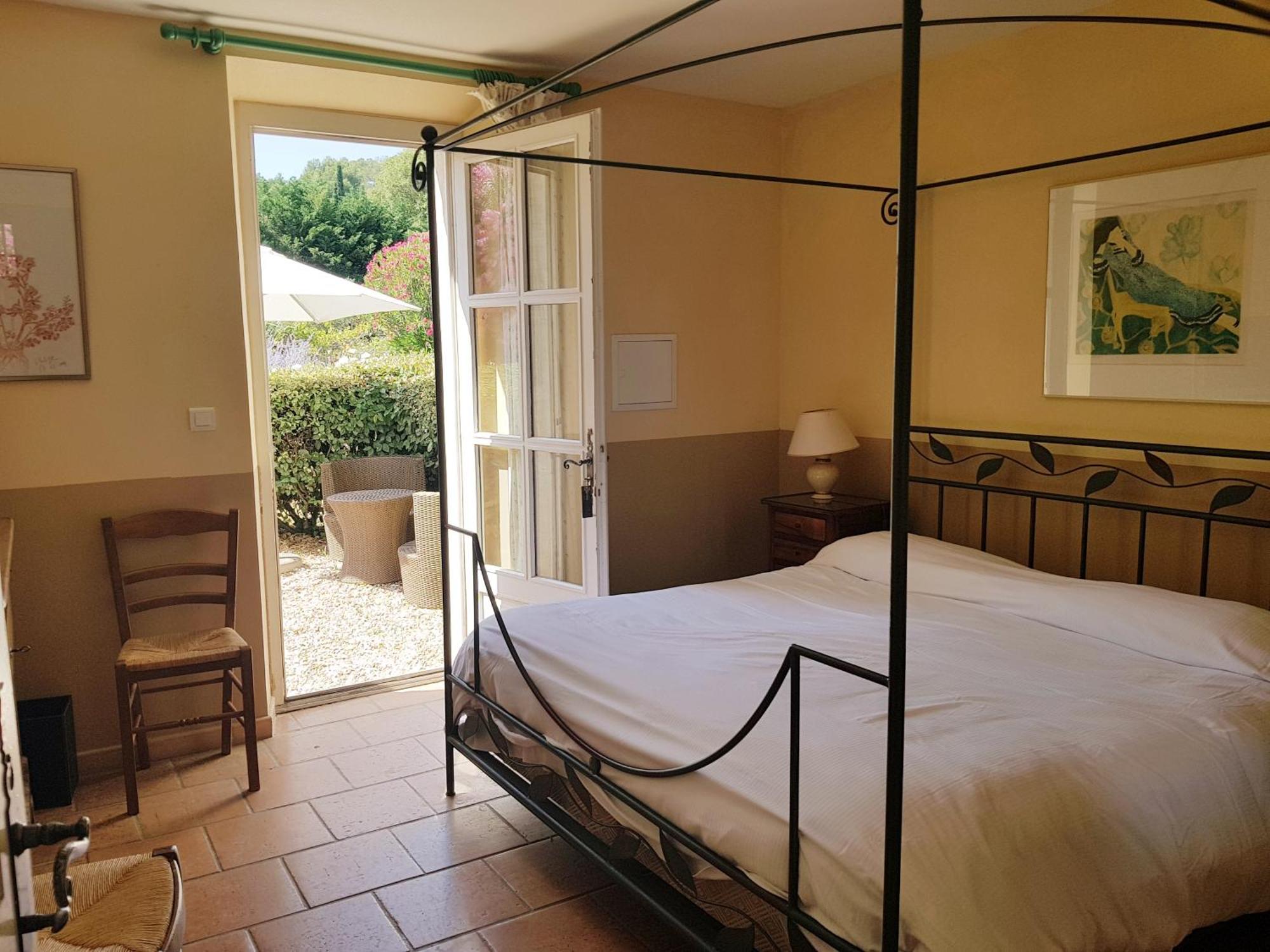 Mas Des Figues - Mas Xviiie - Ouvert 01 Mai Au 30 Septembre 2025 - Piscine Tres Calme - Alpilles Saint Remy De Provence - Cuisine Faite Maison Brunch Mediterraneen - Certifie Biologique Frbio10 Potager Huile D'Olive Bio Roseraie Biodiversite Agritour Bagian luar foto